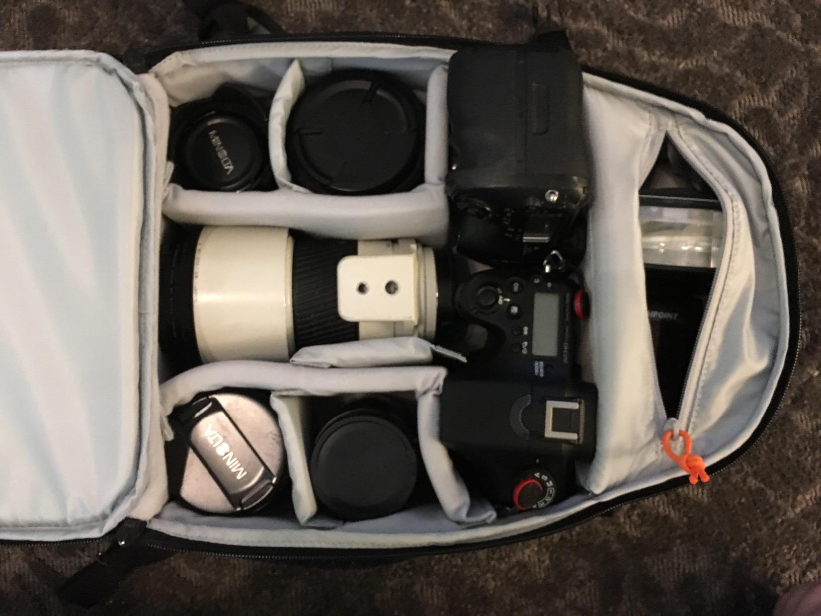 Lowepro Tahoe BP 150, Camera Bag, Lightweight Compact Camera Backpack for Cameras, CSC, DJI Spark Drone, Black, 27.5 x 21.7 x 40.3 cm, Medium LP36892-PWW customer photo 1