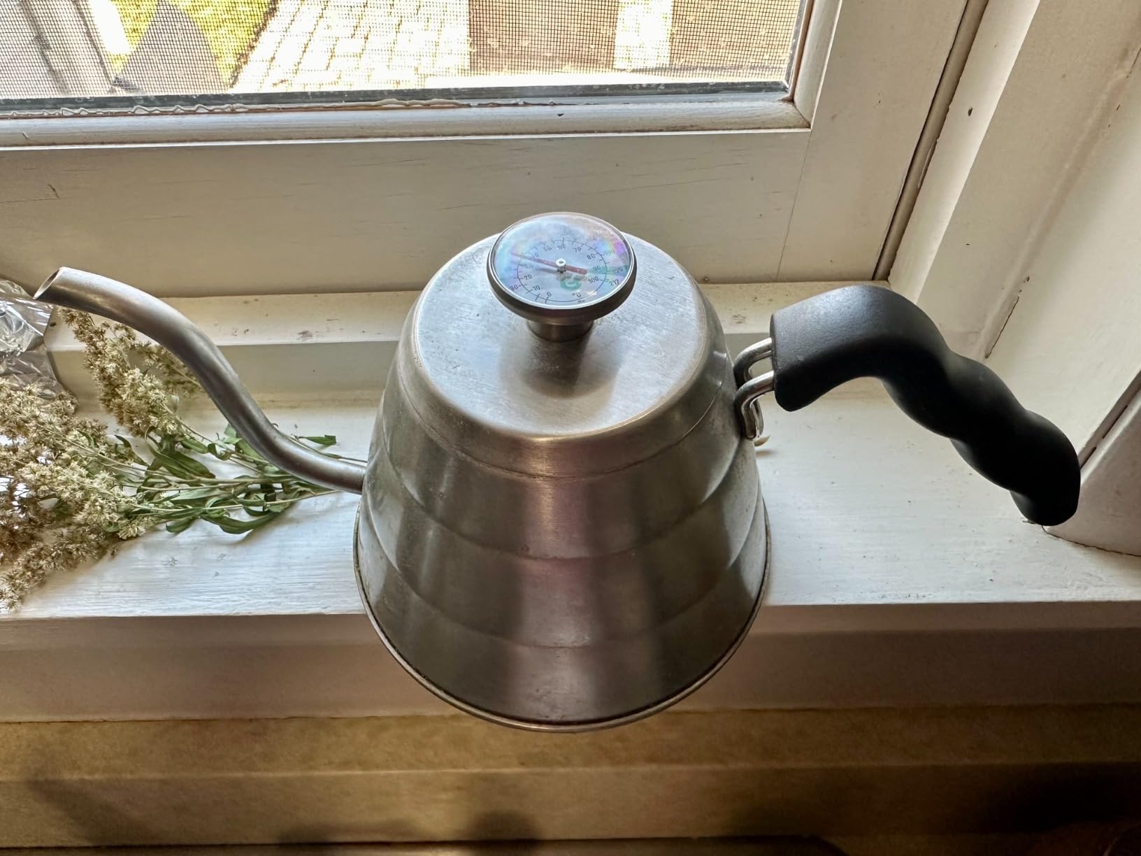 Coffee Gator Gooseneck Kettle with Thermometer - 34oz customer photo 2