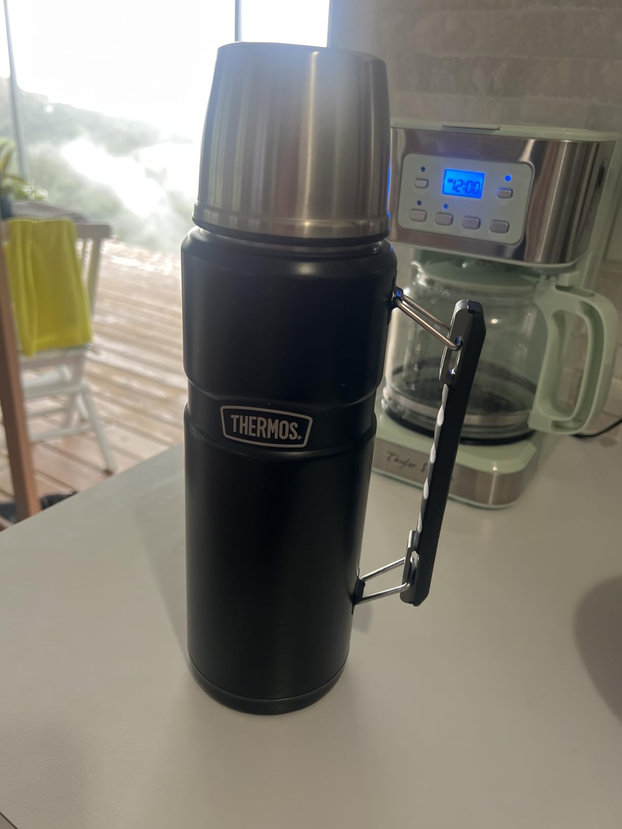 THERMOS Stainless King Vacuum-Insulated Beverage Bottle, 40 Ounce, Matte Stainless Steel customer photo 1