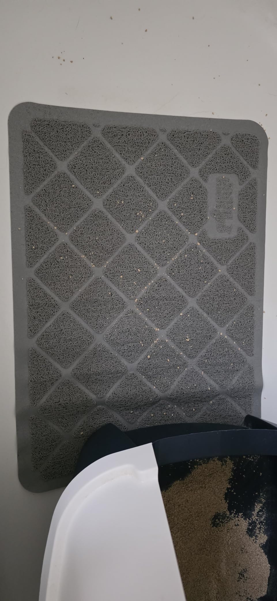 GORILLA GRIP Cat Litter Box Mat, Coiled Mesh Trapping Mats, 35x23 Gray customer photo 2
