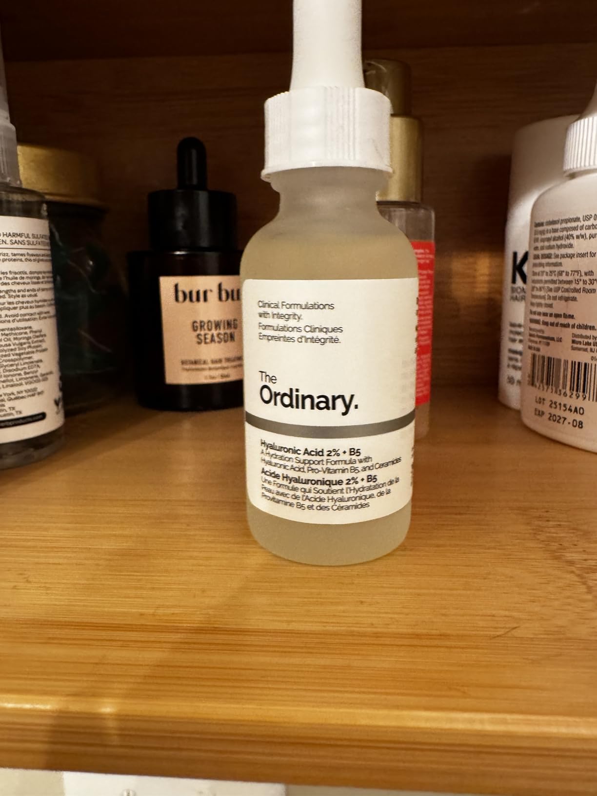 The Ordinary Hyaluronic Acid 2% + B5 (with Ceramides), Multi-Depth Hydration Serum for Plumper, Smoother Skin customer photo 1
