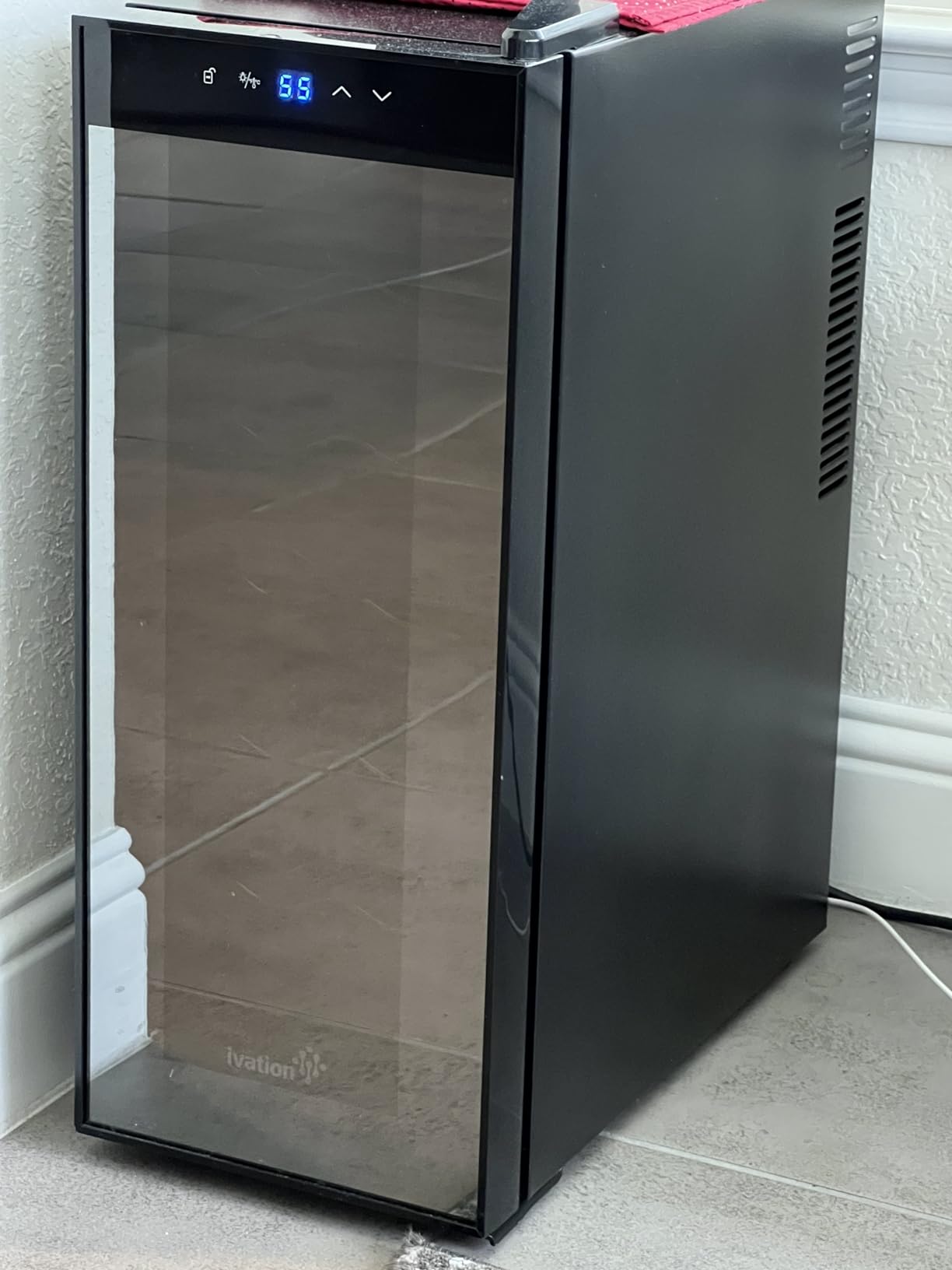 Ivation Thermoelectric Wine Cooler customer photo 2