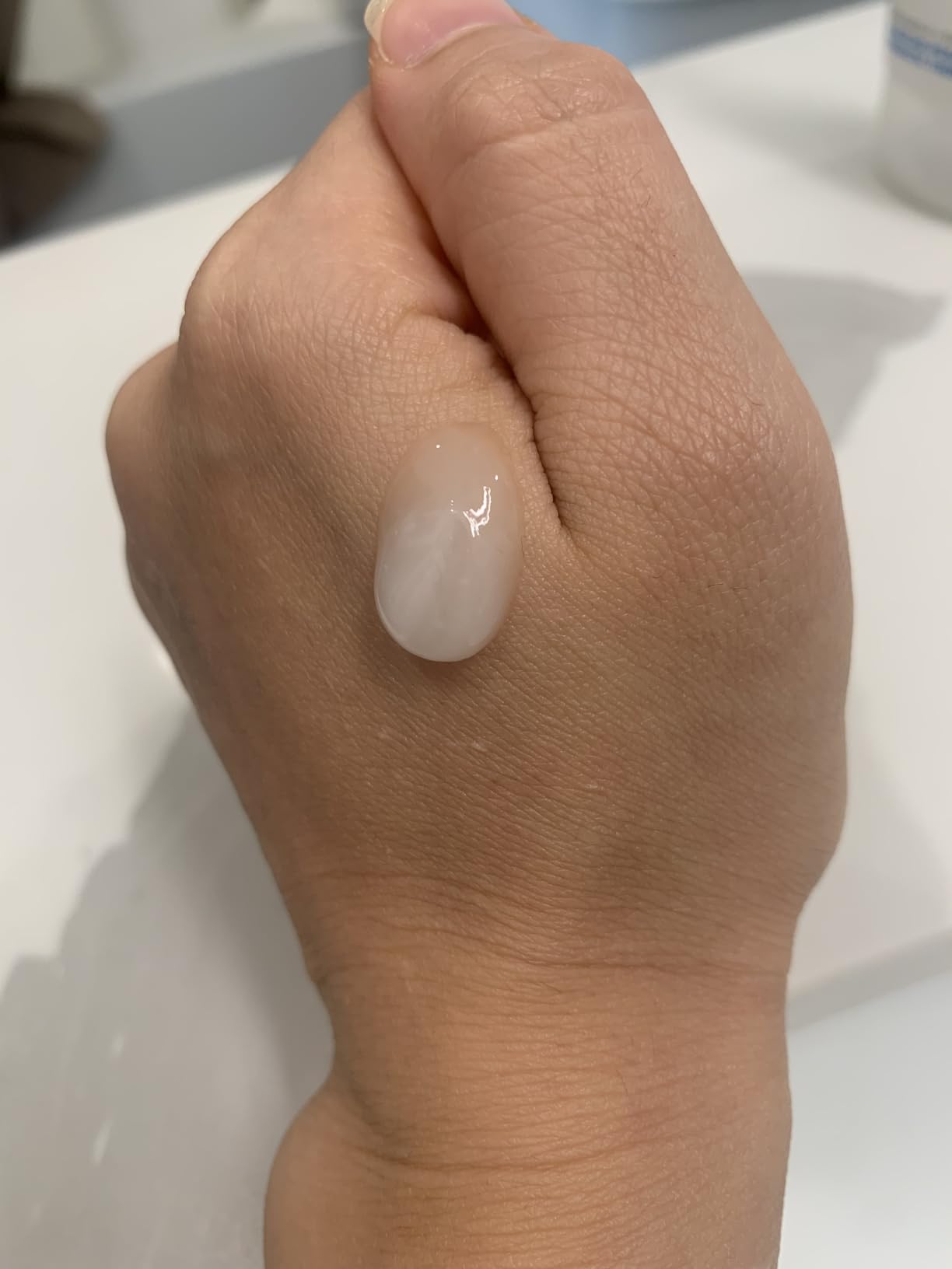 La Roche-Posay Toleriane Hydrating Gentle Facial Cleanser, with Niacinamide customer photo 1