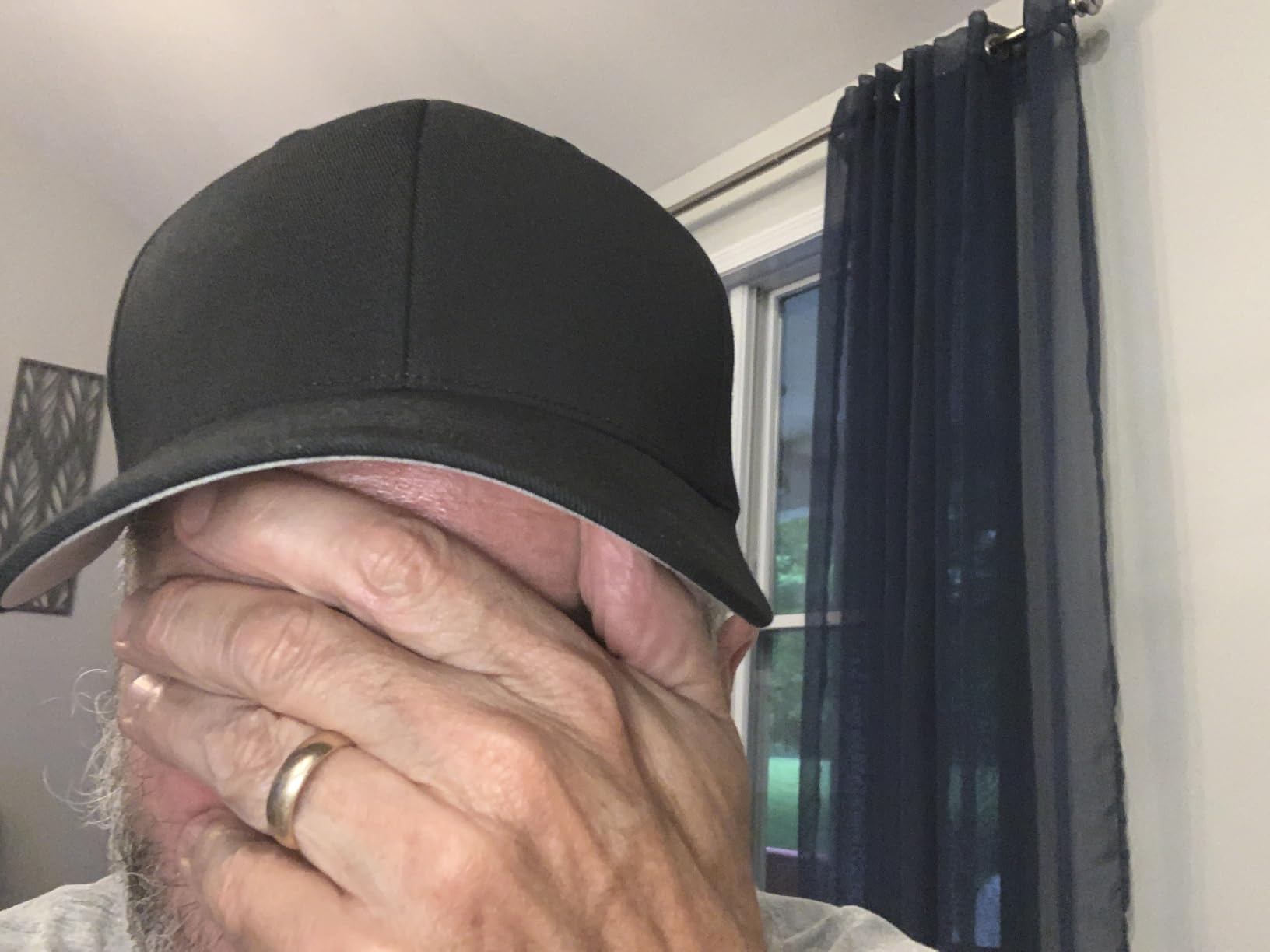 Flexfit Men's Athletic Baseball Fitted Cap customer photo 1