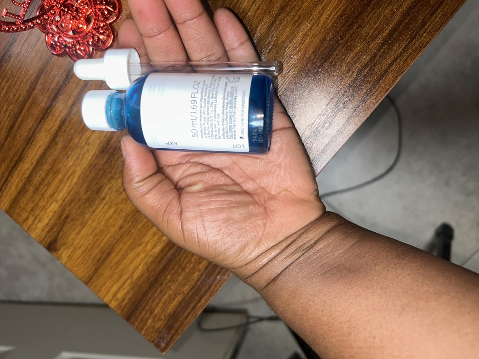 La Roche-Posay Hyalu B5 Pure Hyaluronic Acid Anti-Aging Serum for Face customer photo 2