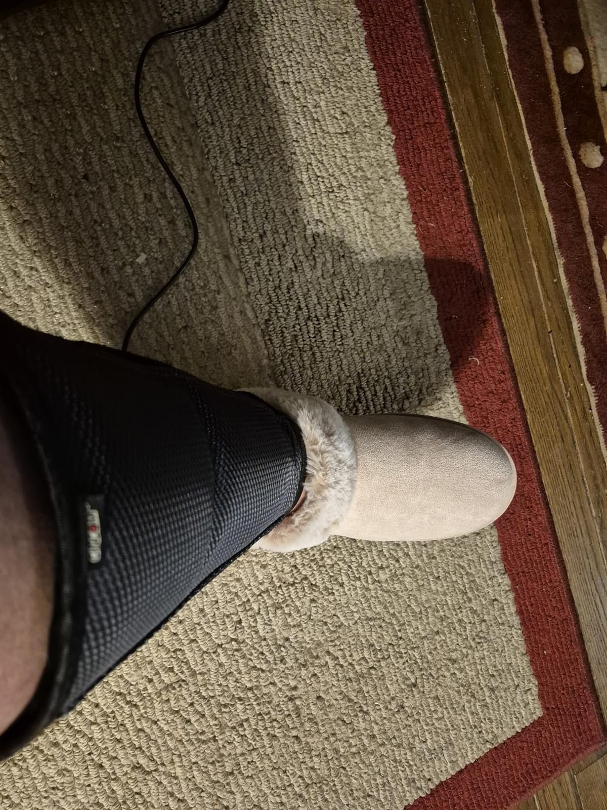 CINCOM Leg Massager for Circulation and Pain Relief FSA - HSA customer photo 1