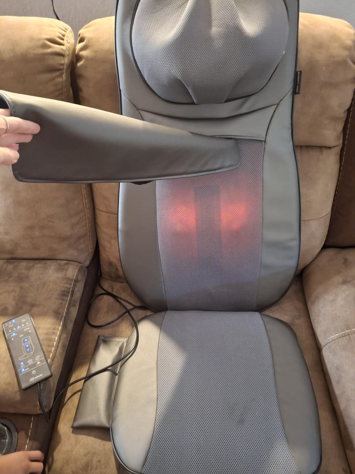 Snailax Shiatsu Neck & Back Massager with Heat Chair Pad Kneading Massage customer photo 1