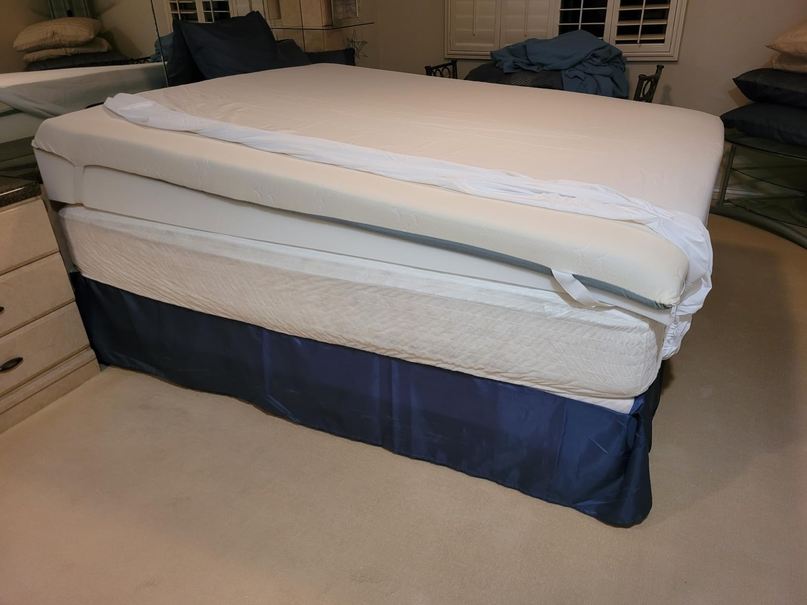 Extra Deep Queen Sheet Set - 6 Piece Breathable and Cooling Sheets - Grey customer photo 1