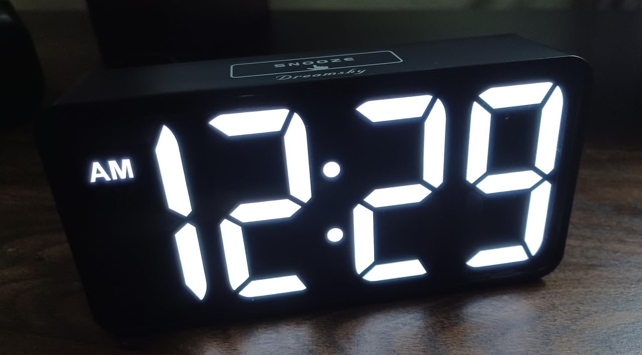 DreamSky Small Digital Alarm Clock for Bedroom, Large Big Numbers Display customer photo 1