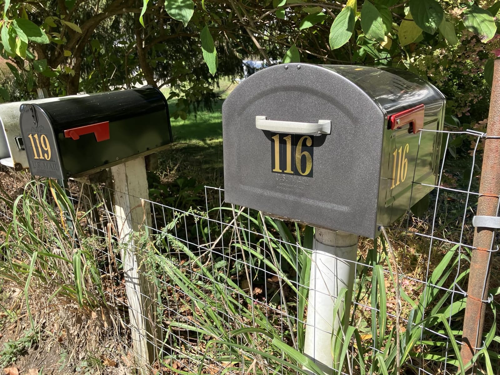Architectural Mailboxes 950020P-10 Centennial Post Mount Mailbox, Extra Large, Pewter customer photo 2