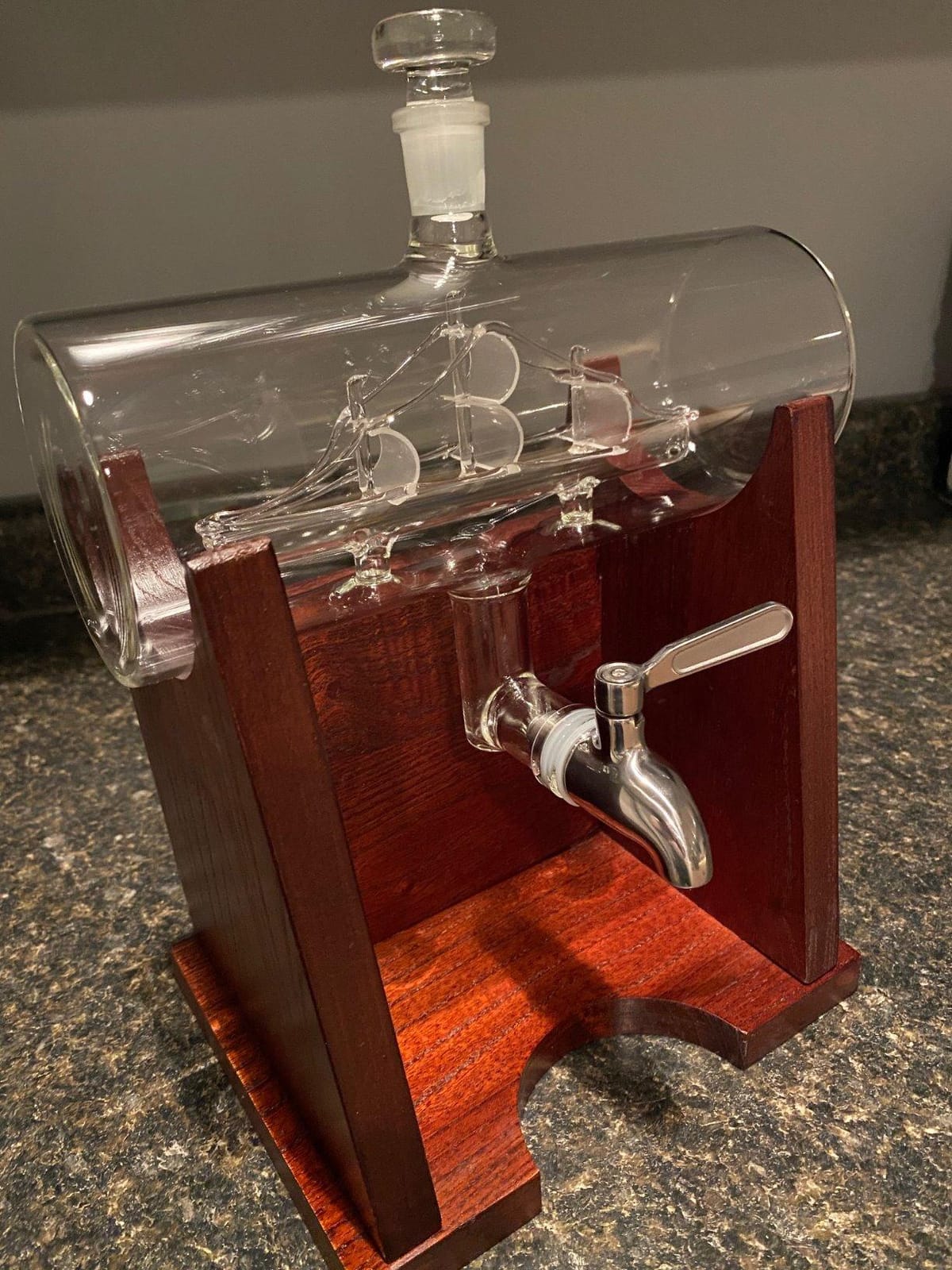 Jillmo Whiskey Decanter Set for Men, 1250ml, 2 Glasses & Wooden Stand customer photo 2