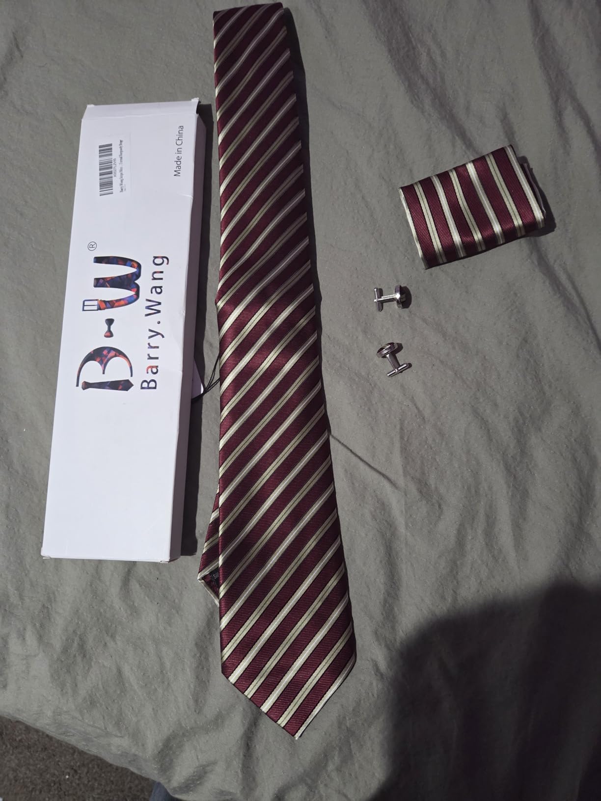 Barry.Wang Striped Men Ties Set Silk Necktie Handkerchief Cufflinks customer photo 1