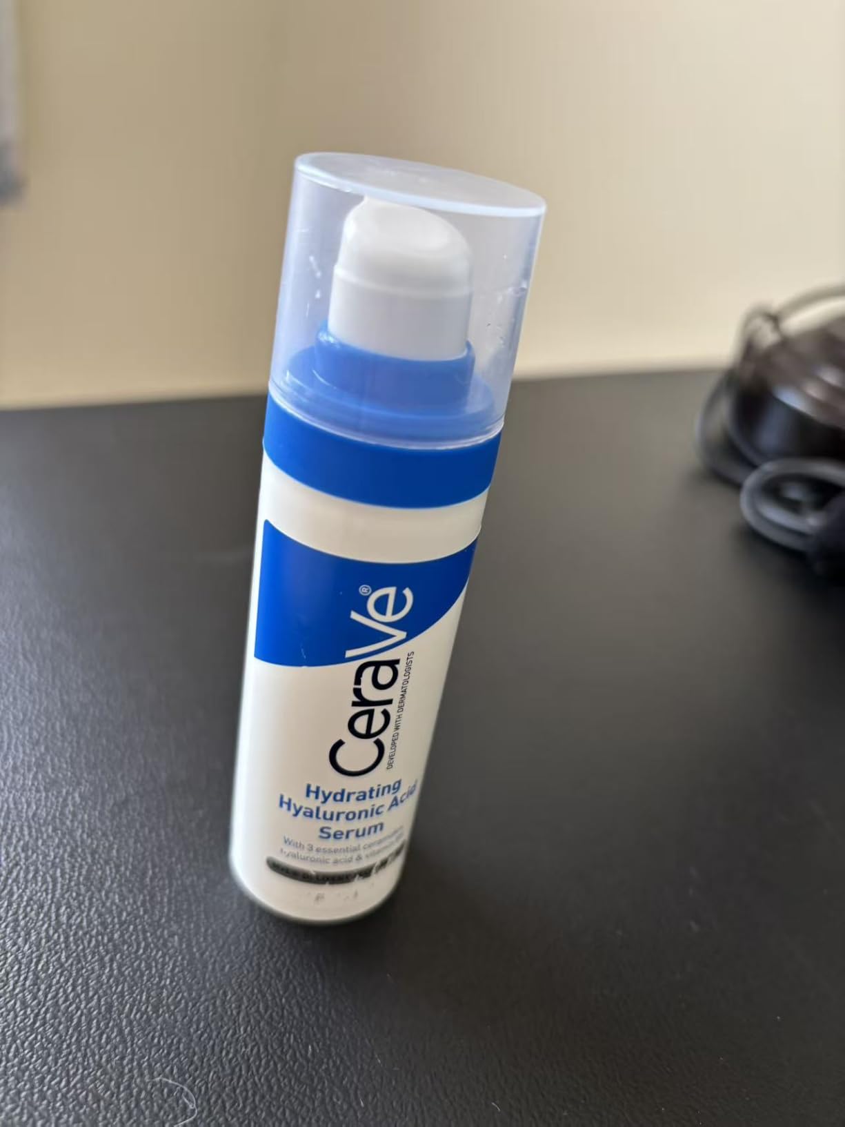 CeraVe Hyaluronic Acid Serum for Face, Hydrating Serum for Dry Skin, 1oz customer photo 2