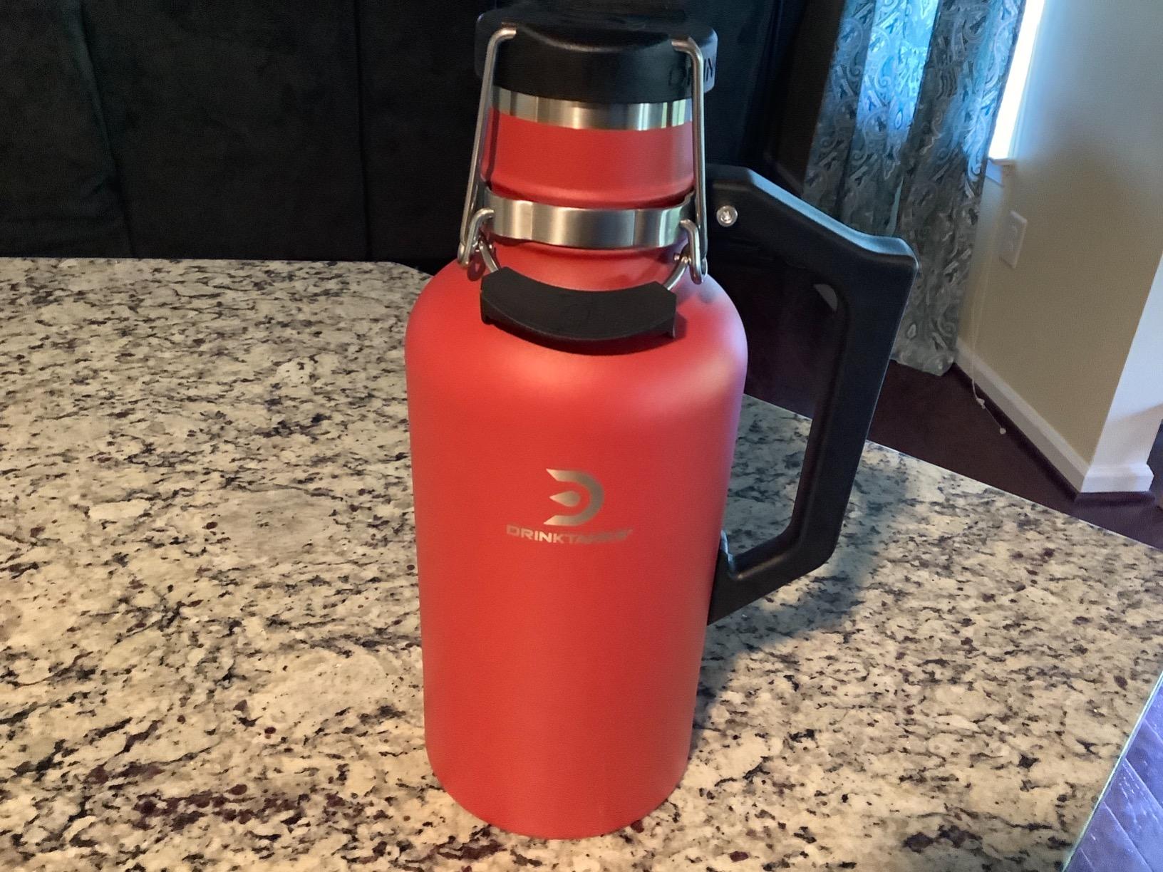 DrinkTanks Craft Growler – 64 oz Vacuum Insulated Stainless Steel Beer Growler with Handle, Leakproof Thermal Beverage Tumbler for Beer, Wine, Coffee, Soda, Kombucha – Reusable & BPA-Free – Crimson customer photo 1