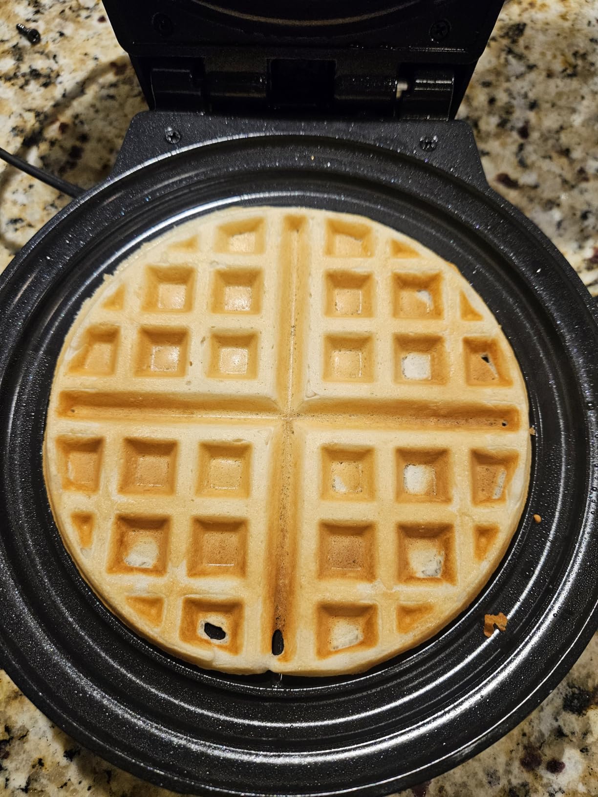 Chefman Anti-Overflow Belgian Waffle Maker w/Shade Selector, Temperature Control, Mess Free Moat, Round Iron w/Nonstick Plates & Cool Touch Handle, Measuring Cup Included, Black customer photo 2
