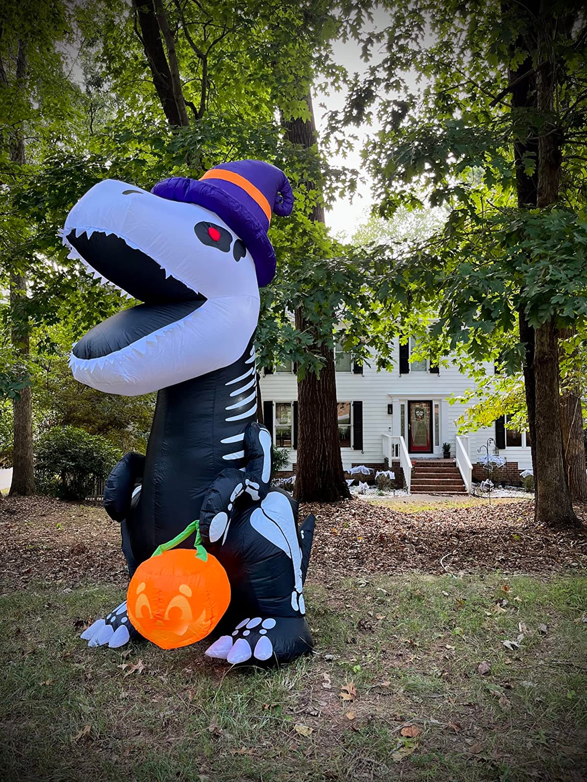Joiedomi 8 FT Halloween Inflatable Skeleton Dinosaur with Pumpkin & Built-in LEDs, Halloween Blow Up Yard Decorations, Lighted Outdoor Dinosaur Skeleton for Garden, Lawn, Patio & Holiday Outside Decor customer photo 1