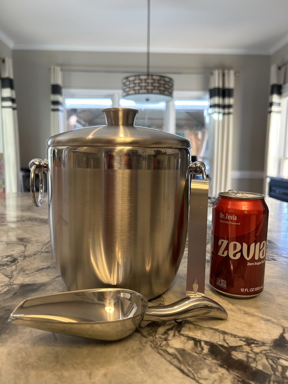 Ice Bucket with Lid, Scoop, Tongs and Strainer - Well Made Insulated Stainless Steel Keep Ice Frozen Longer - Ideal for Cocktail Bar, Parties, Chilling Wine, Champagne - 3 Liter (Stainless Steel) customer photo 1