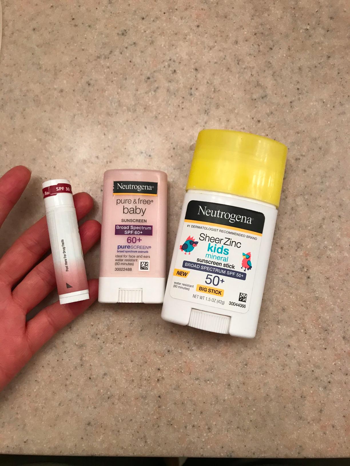 Neutrogena Sheer Zinc Oxide Kids Mineral Sunscreen Stick SPF 50+, 1.5 oz customer photo 1