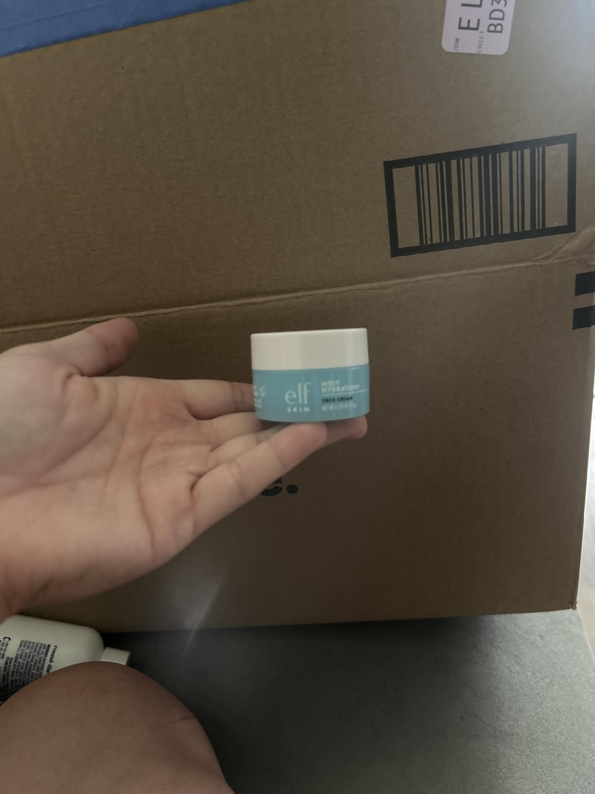 e.l.f. SKIN Holy Hydration! Face Cream with Hyaluronic Acid, Niacinamide & Peptides, Nourishing & Plumping Moisturizer, Vegan & Cruelty-Free customer photo 2