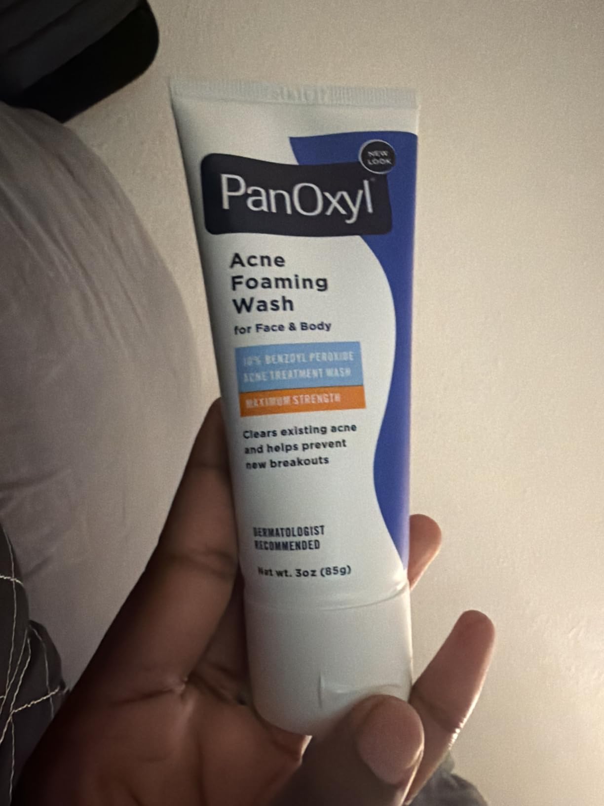 PanOxyl 10% Benzoyl Peroxide Acne Foaming Wash, Maximum Strength, Daily Acne-Fighting Face and Body Cleanser, Face Wash to Clear, Treat and Prevent Acne Pimples and Stubborn Breakouts, 5.5 Oz Tube customer photo 1