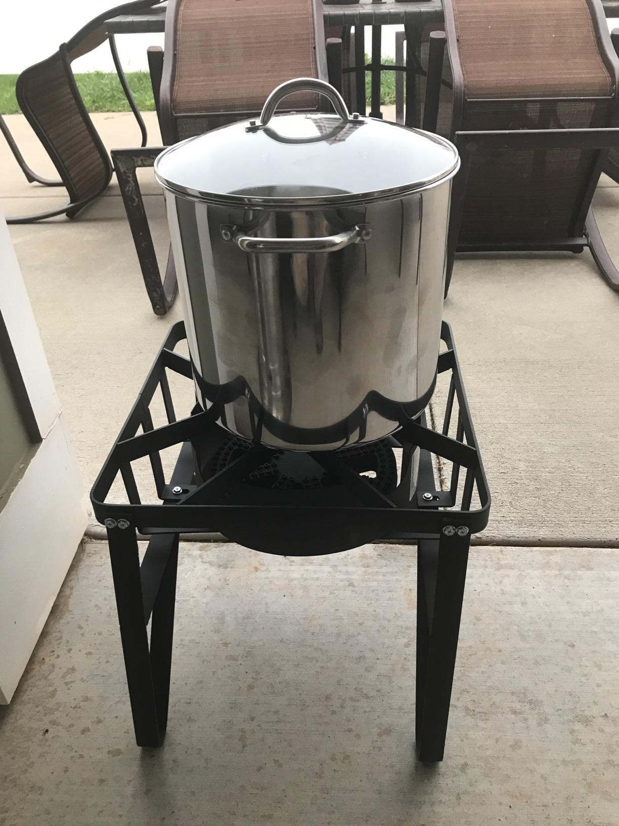 HOMICHEF LARGE STOCK POT 24 Quart With Lid - Nickel Free Stainless Steel Cookware Stockpot 24 Quart - Healthy Cookware Polished Stockpots - Heavy Duty Induction Pot Soup Pot With Lid customer photo 2