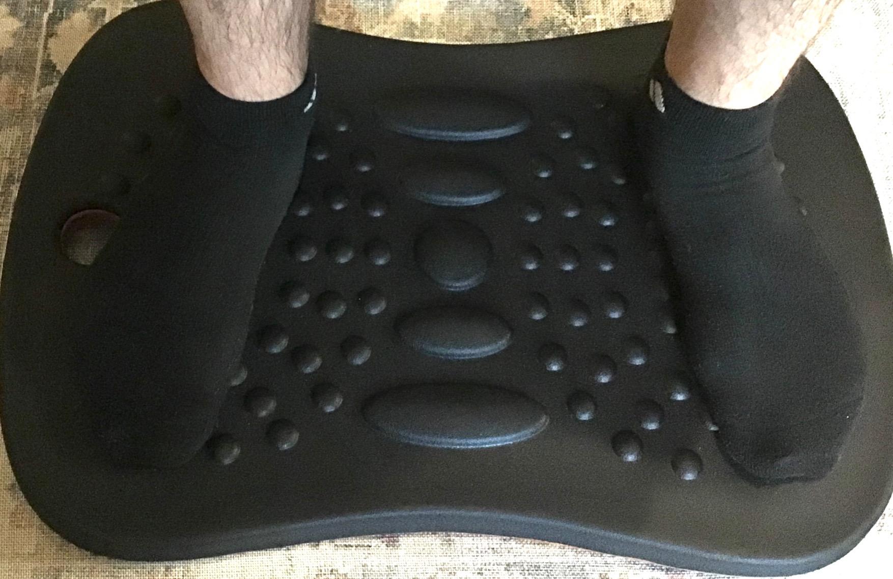 Yes4All Wobble Balance Board for Standing Desk/Anti-Fatigue Office Foam Pad - Standing Desk Mats, Rocker Board, Office Accessories, Wobble Board With Massage Ball customer photo 1