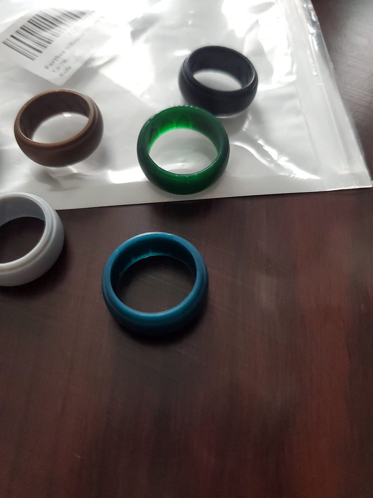 Forthee Silicone Wedding Ring for Men, Breathable Inner Curve Rubber Bands customer photo 1