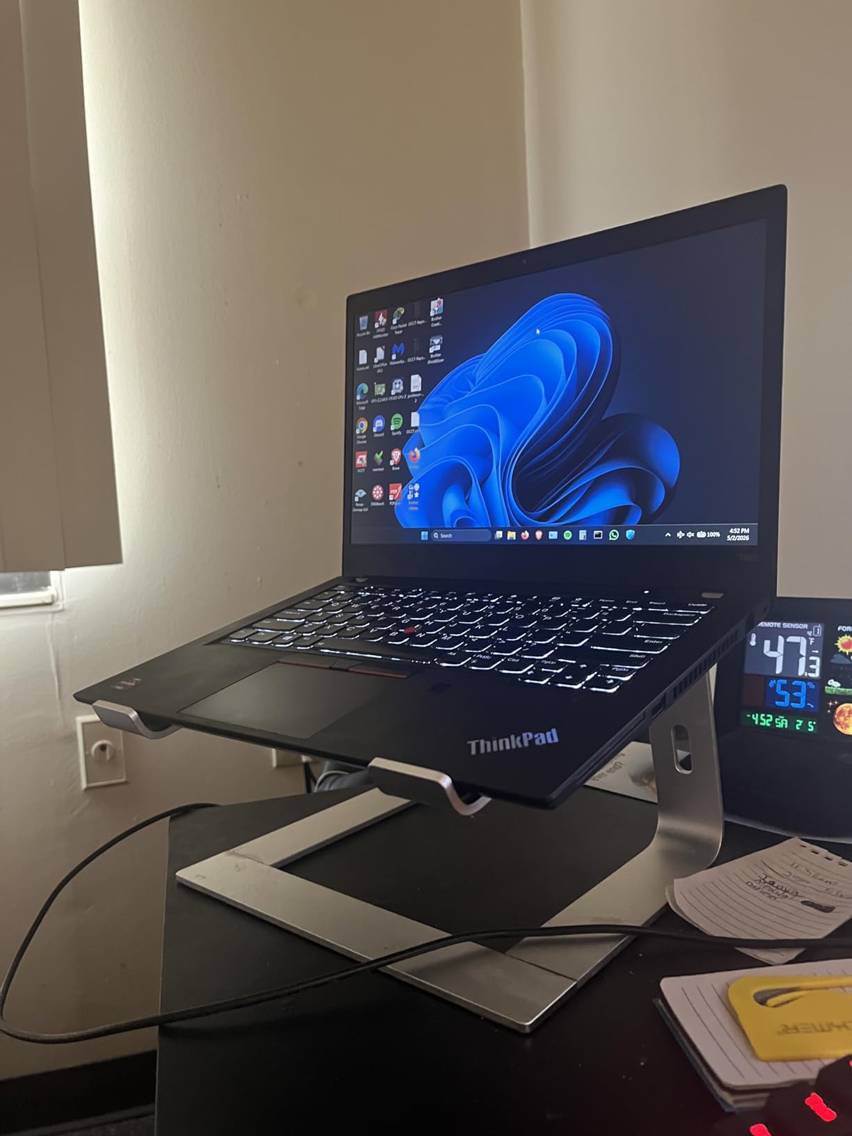 OMOTON Laptop Stand, Detachable Mount for MacBook Air/Pro Dell HP Silver customer photo 1