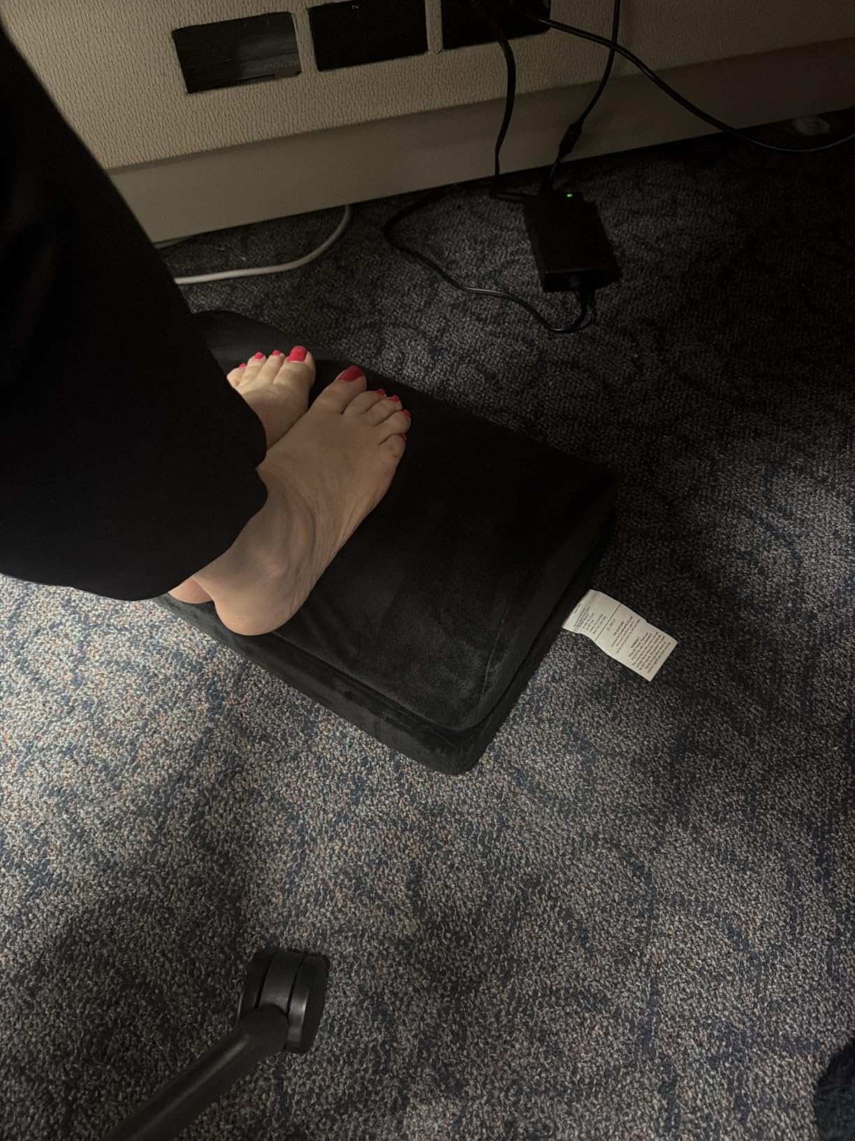 ComfiLife Foot Rest for Under Desk at Work – Adjustable Height Memory Foam Foot Stool for Under Desk, Office Chair & Gaming Chair – Ergonomic Footrest for Back & Hip Pain Relief (Black) customer photo 2
