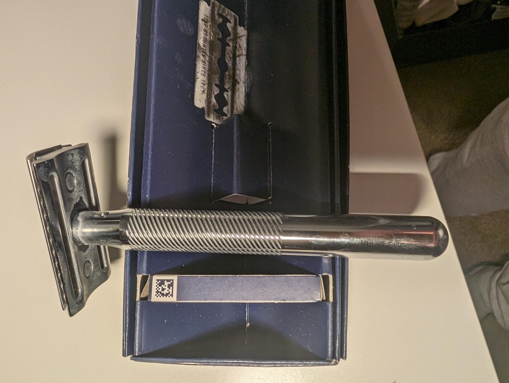 King C. Gillette Safety Razor with Chrome Plated Handle and 5 Platinum Coated Double Edge Safety Razor Blade Refills customer photo 2