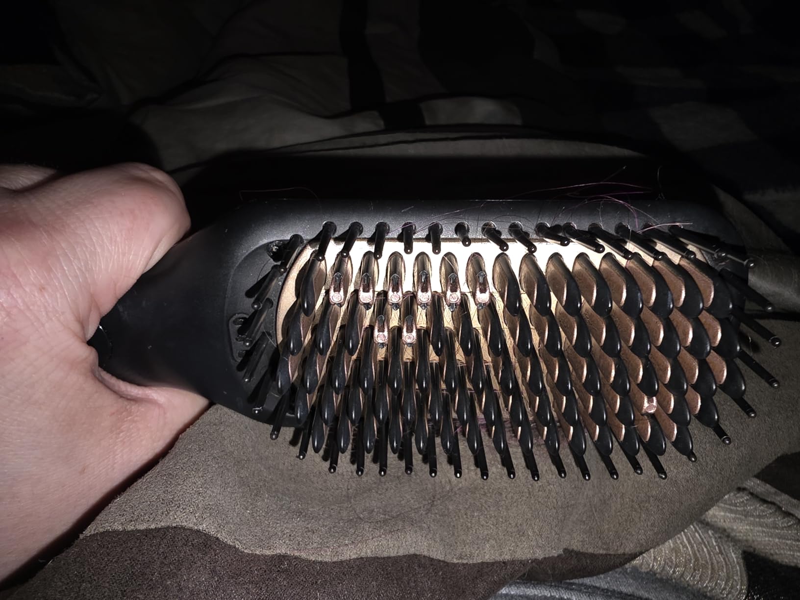 MEGAWISE Black Ceramic Ionic Straightener Brush, 20s Fast Heat, Dual Volt customer photo 2