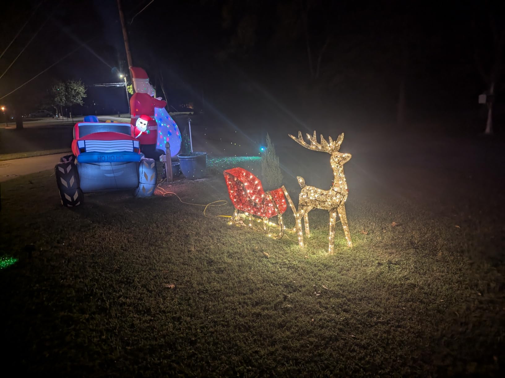 Best Choice Products Lighted Christmas 4ft Reindeer & Sleigh Holiday Outdoor Yard Decoration Set w/ 205 LED Lights, Stakes, Zip Ties - Gold customer photo 2