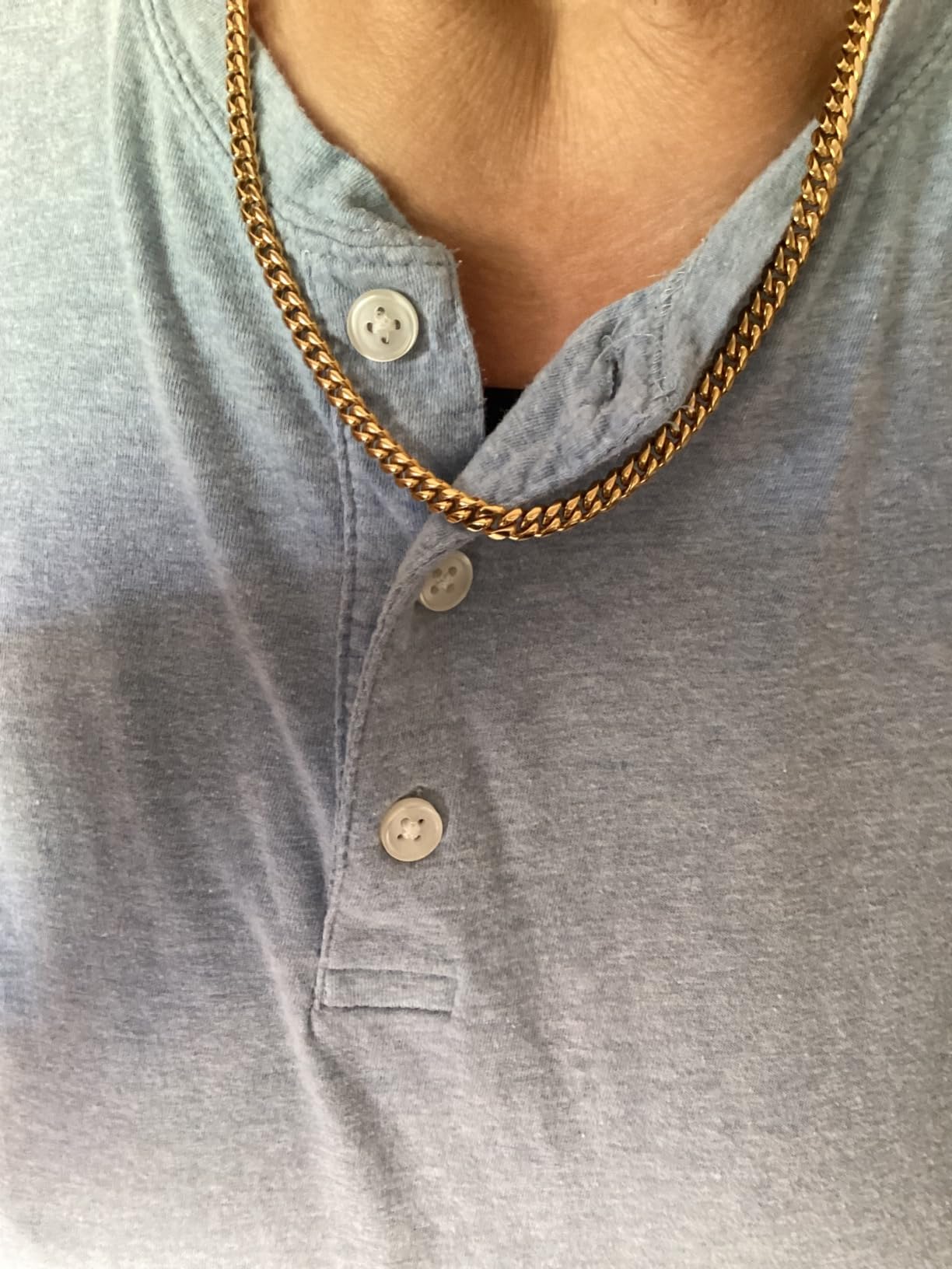 Jewlpire Cuban Link Chain for Men, Silver/Gold Chain for Men Women, 4mm/6mm/10mm Mens Necklace, 18K Gold Plated/316L Stainless Steel Mens Chains Necklaces 18 20 22 24 26 30 Inch customer photo 2