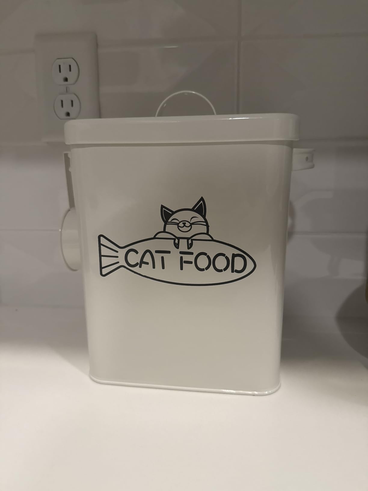 Vumdua Dog and Cat Food Storage Container, Farmhouse Pet Food Containers with Lid and Dry Food Scoop, Durable Airtight Great Gift for Pet Owners customer photo 2