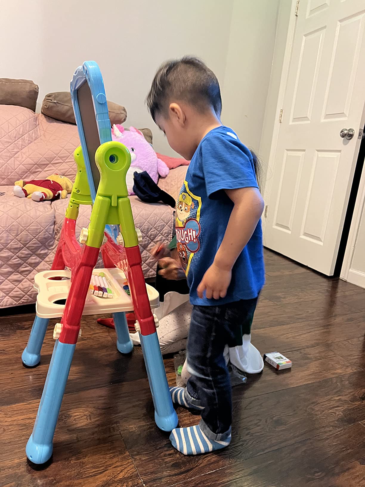 Mojitodon Easel for Kids,Rotatable Double Sided Adjustable Standing Art Easel with Painting Accessories for Toddlers Boys and Girls-Blue customer photo 2