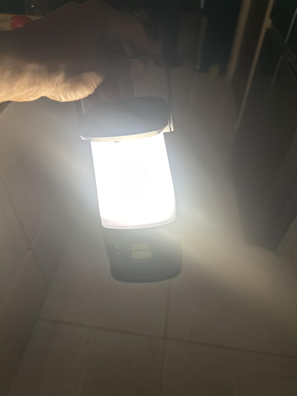 ENERGIZER WeatheReady LED Camping Lantern PRO-360, IPX4 Water Resistant Tent Light, Ultra Bright Battery Powered Lanterns for Camping, Outdoors, Emergency Power Outage customer photo 1
