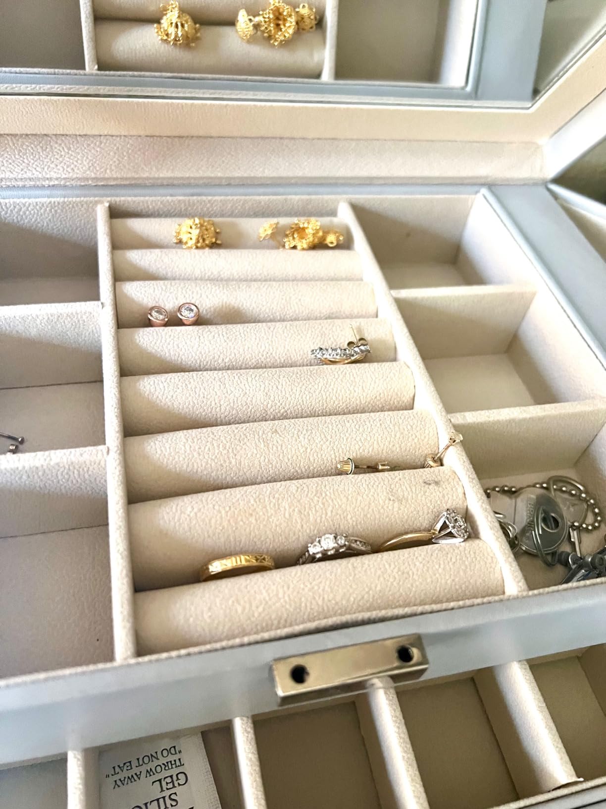 Frebeauty 6-Layer Jewelry Box for Women,Large Jewelry Organizer with Drawer customer photo 1