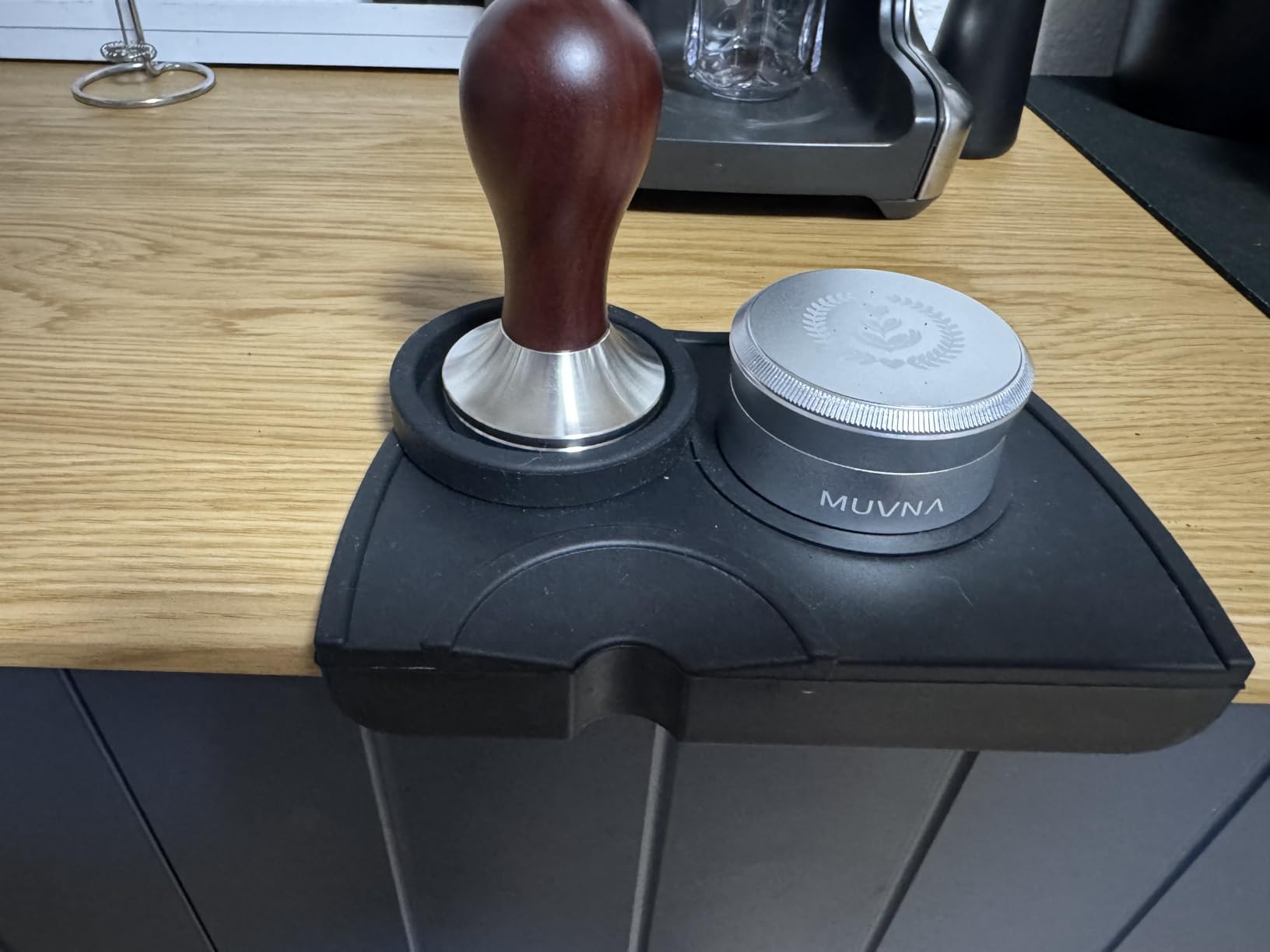 Coffee Tamper Espresso Press with Tamper Mat 304 Stainless Steel Flat Base Wooden Handle for Coffee Grounds Barista Espresso Machines Accessory (51MM) customer photo 2
