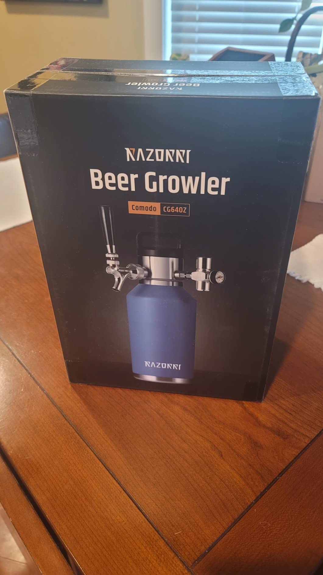 Razorri 64oz Stainless Steel Beer Growler, Double-Wall Vacuum Insulated Carbonated Keg with Professional Bar Tap and Pressurized CO2 Regulator, 0.5 Gallon, Ocean Blue customer photo 1