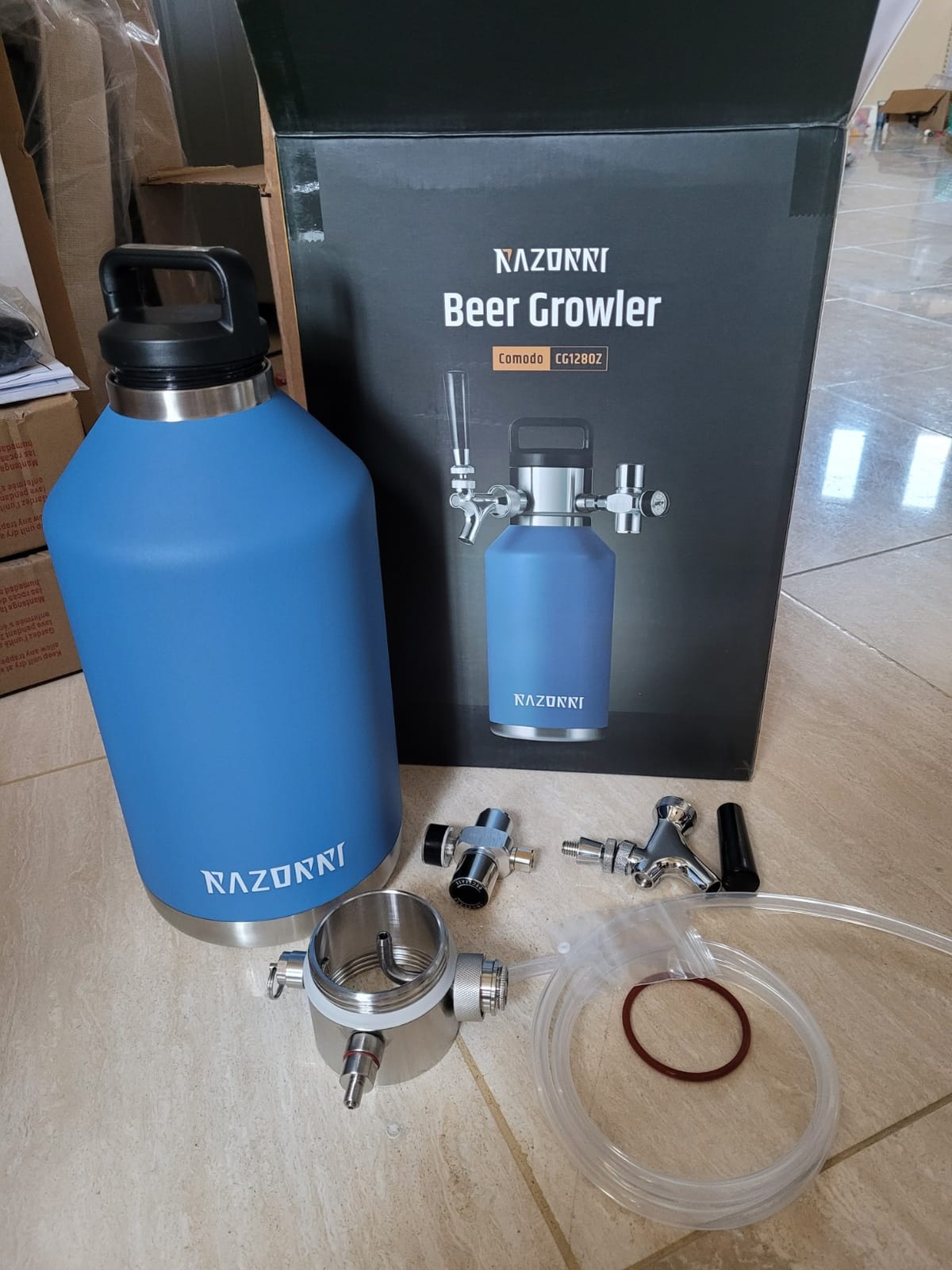 Razorri 64oz Stainless Steel Beer Growler, Double-Wall Vacuum Insulated Carbonated Keg with Professional Bar Tap and Pressurized CO2 Regulator, 0.5 Gallon, Ocean Blue customer photo 2