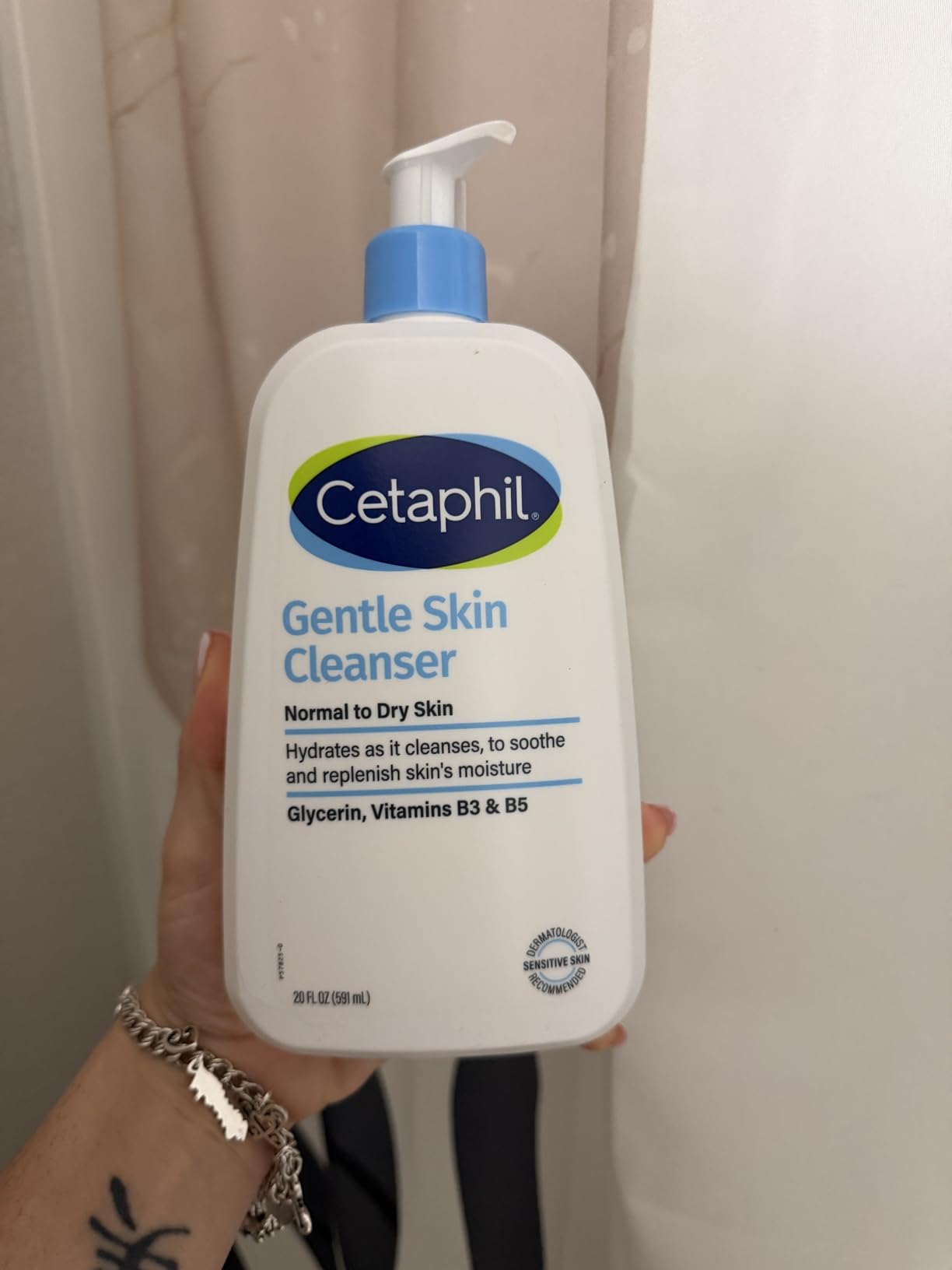 Cetaphil Gentle Cleanser, Hydrating Face Wash, Sensitive Skin, 20oz customer photo 1