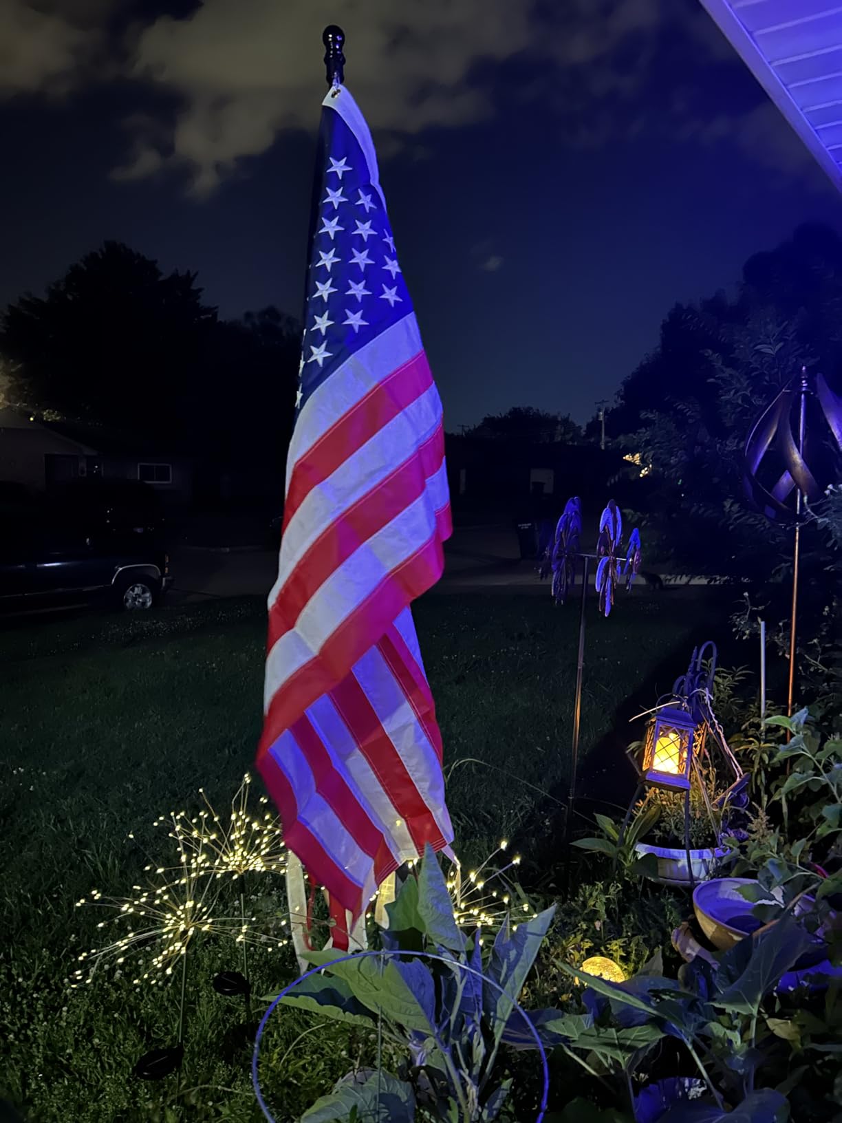Flag Pole Kit for Outside House in Ground - 8FT Black Metal Outdoor House Yard Garden Flag Pole with 2 Pronges Base - Stainless Steel 3x5FT American Flag with Pole Residential Commercial customer photo 1