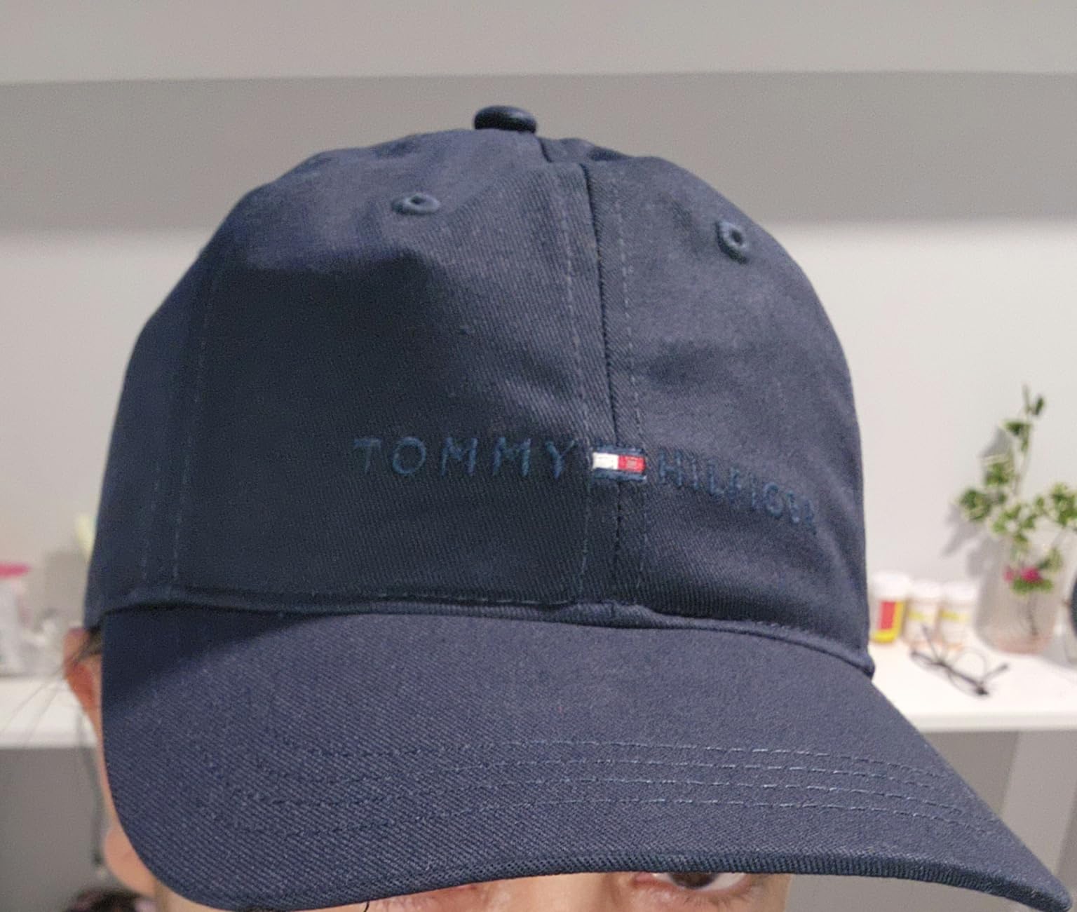 Tommy Hilfiger Men's Cotton Logo Adjustable Baseball Cap customer photo 2