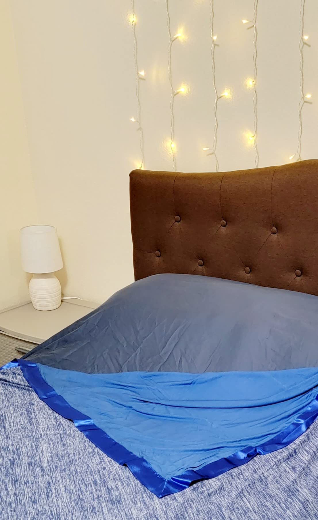 Everlasting Comfort Cooling Blanket for Hot Sleepers - Soft, Lightweight & Breathable Throw Blanket with Easy to Clean Material - Luxury Throws for Hot Flashes & Night Sweats (60