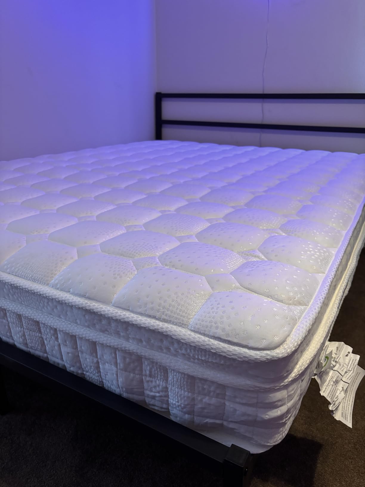 FDW | 10 Inch Queen Mattress | Medium Firm | Gel Memory Foam | White customer photo 2