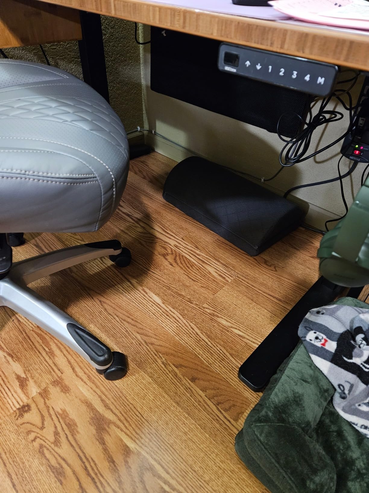 CushZone Foot Rest for Under Desk at Work, Grey customer photo 1