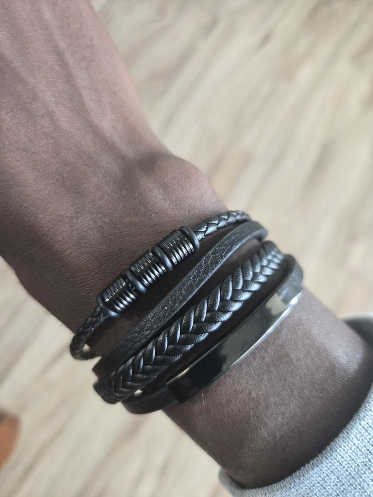 SERASAR Men's Leather Bracelet with Stainless Steel Magnetic Clasp customer photo 1