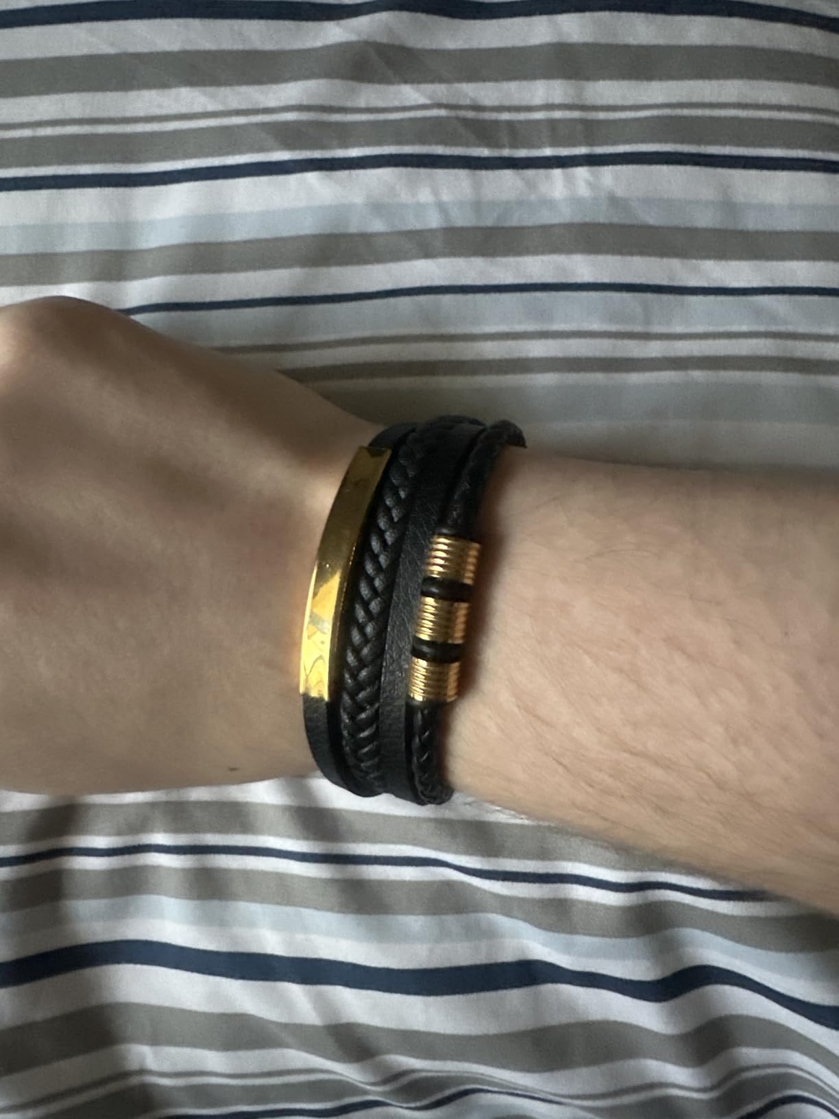SERASAR Men's Leather Bracelet with Stainless Steel Magnetic Clasp customer photo 2