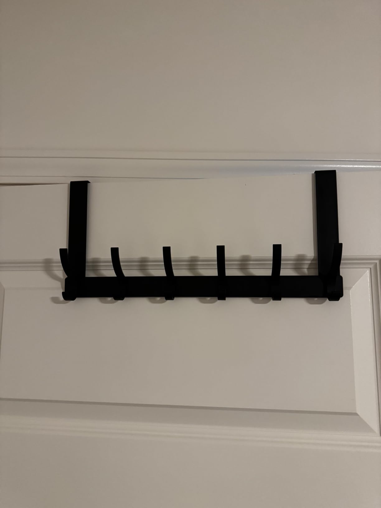Optish Over The Door Hooks, Door Hanger Hooks for Hanging, Towel Racks for Bathroom with 12 Coat Hook, Coat Rack College Dorm Essentials Bathroom Accessories(1 Pack, Black) customer photo 1