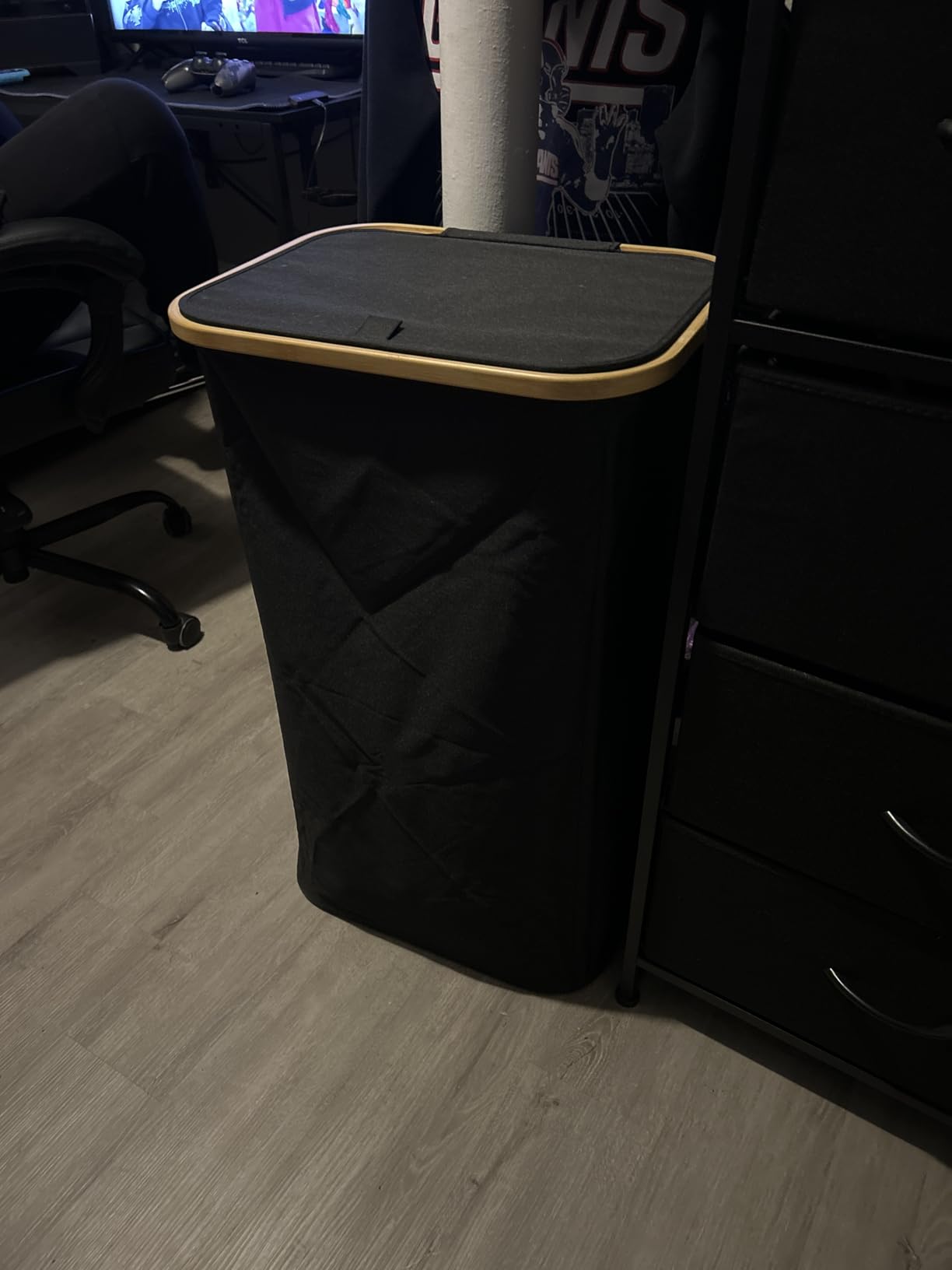 IEGrow Laundry Hamper with Lid,110L Laundry Basket with Mesh Bags,Black customer photo 2